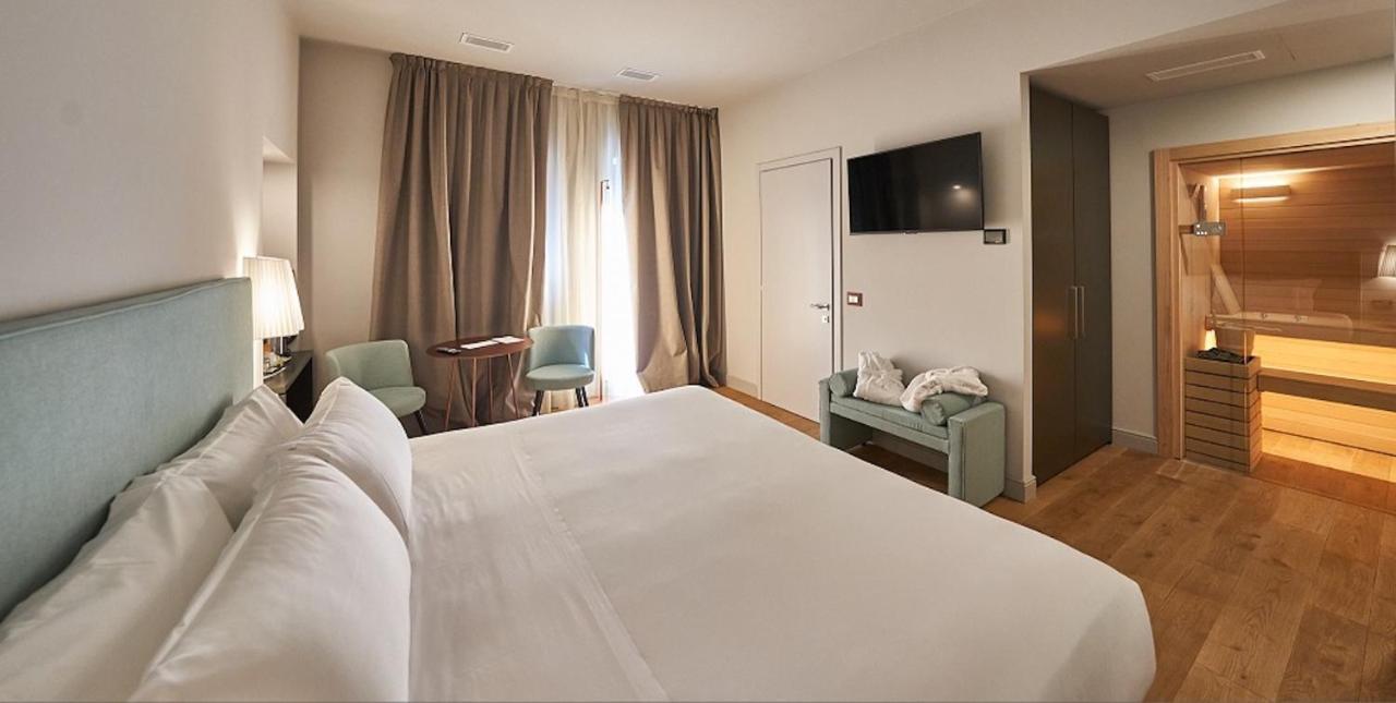 Relais Cascina Era Hotel Sandigliano Exterior photo